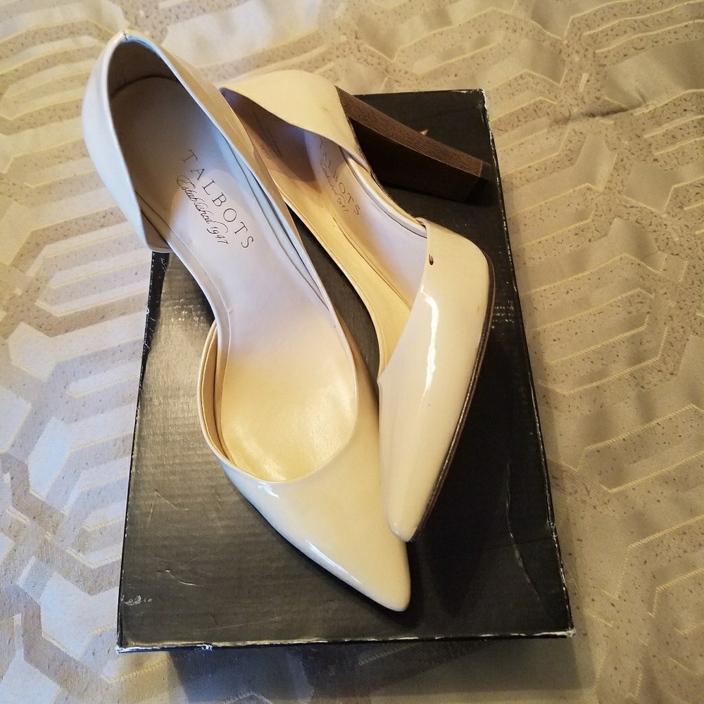 Talbots Beige Patent Leather Heels
